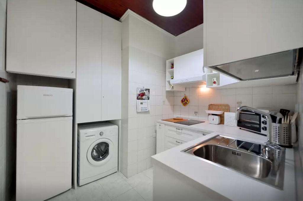 Trimarchi House Apartment เนเปิลส์ ภายนอก รูปภาพ